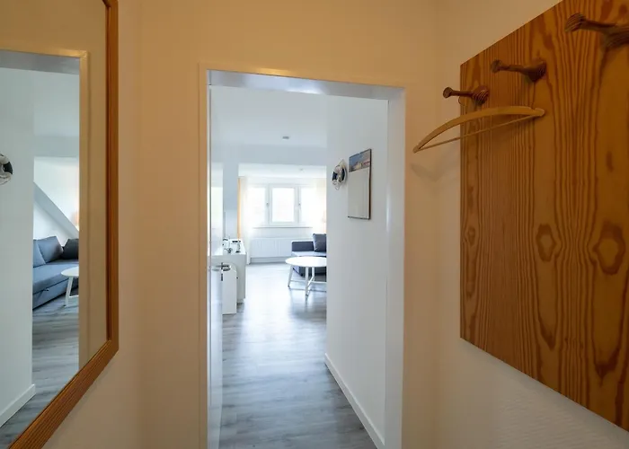 Appartementhaus Westerloog 13 *